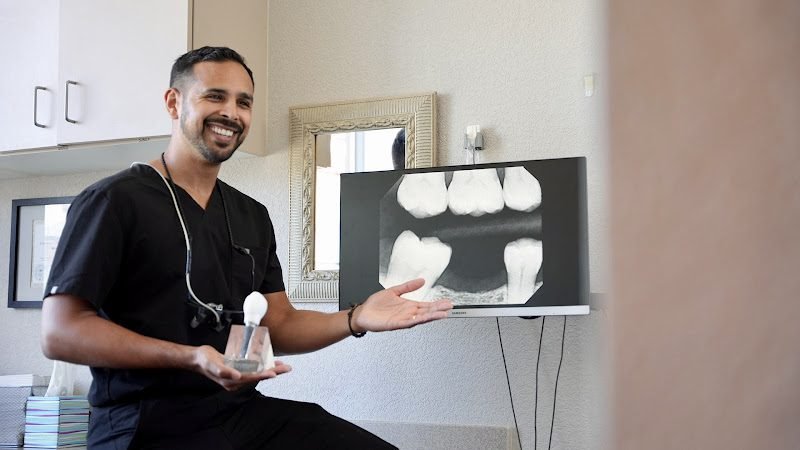 Foundation Implants & Periodontics