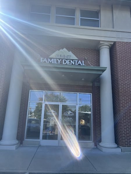 Hermitage Cosmetic and Implant Dentistry 6