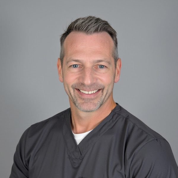 McLaughlin Family Dentists - West Roxbury