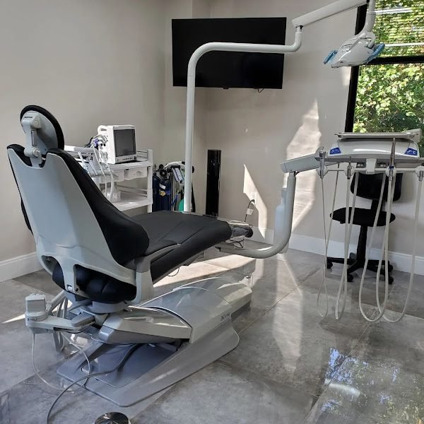 Natural Dentist Associates Tower Oaks