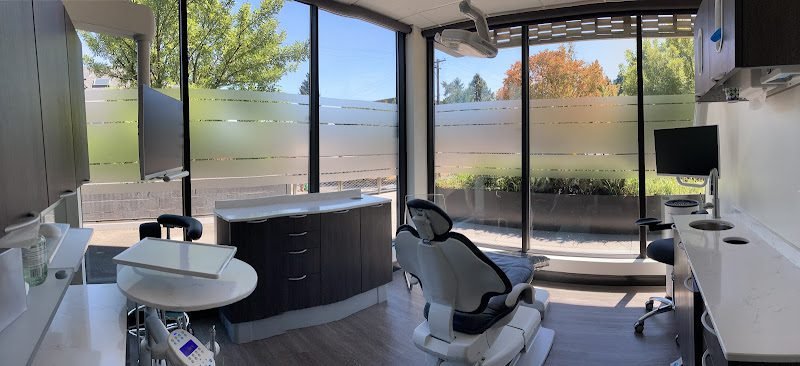 Oregon Periodontics, PC Robert S Henshaw DDS 3