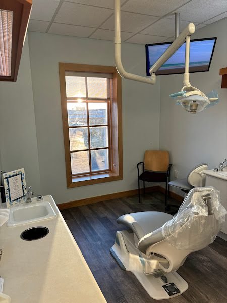Prairie Dental Excellence, David H Verzella DDS