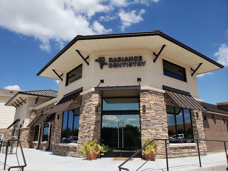 Radiance Dentistry Dental Implant Center