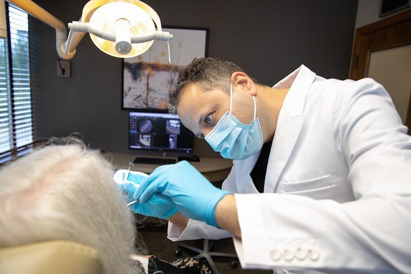 Redmond Implant and Oral Surgery