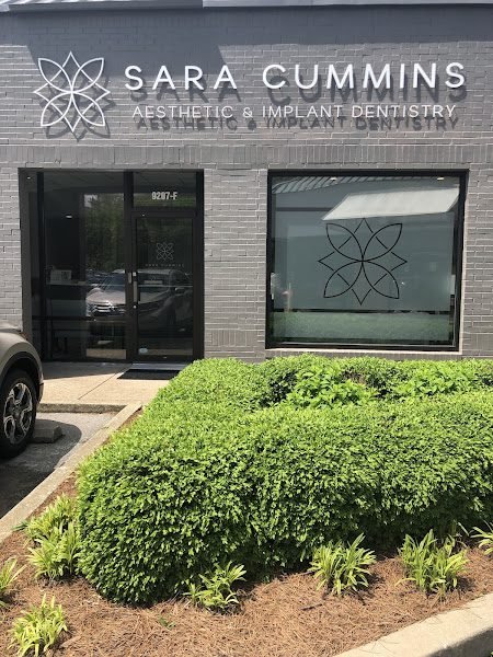 Sara Cummins Aesthetic & Implant Dentistry