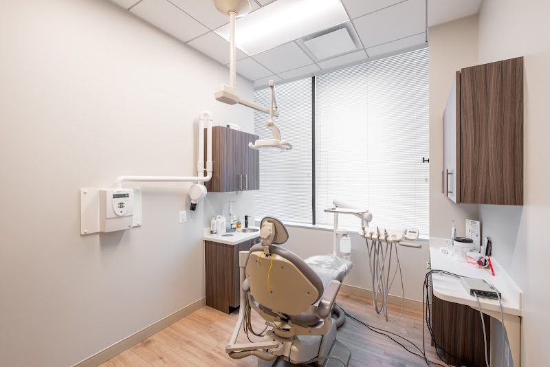 Specialty Dentistry at Washington DC - Dr. Jean Li (Periodontist) and Dr. David Desta (Endodontist) 3