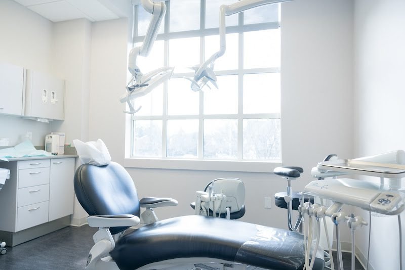 Wellesley Dental Implants & Periodontics 2