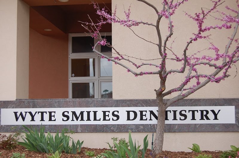 Wyte Smiles