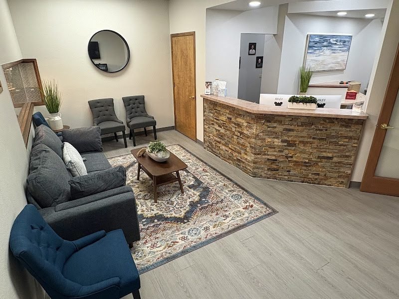 ABQ Dentures and Implants