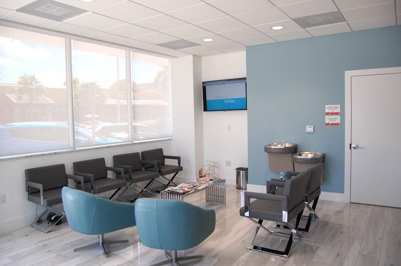 Apple Dental Group - Dentist Miami Springs
