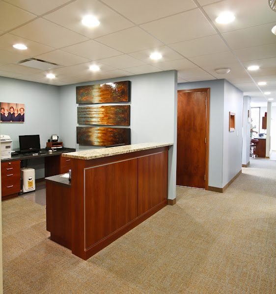 Avery Dental Group