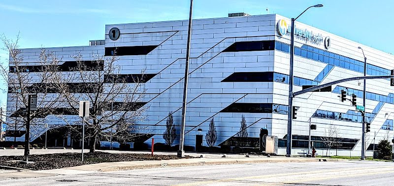 Cosmetic & Implant Dentistry Kansas City