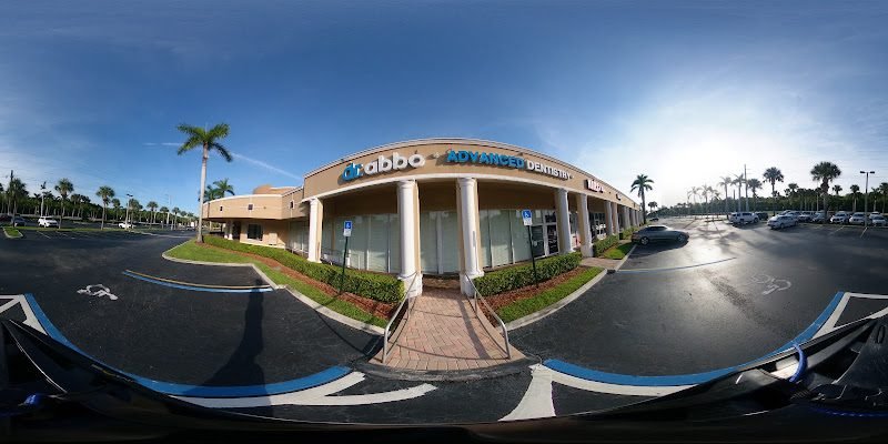 Dr. Johanna Gallego, DDS 5