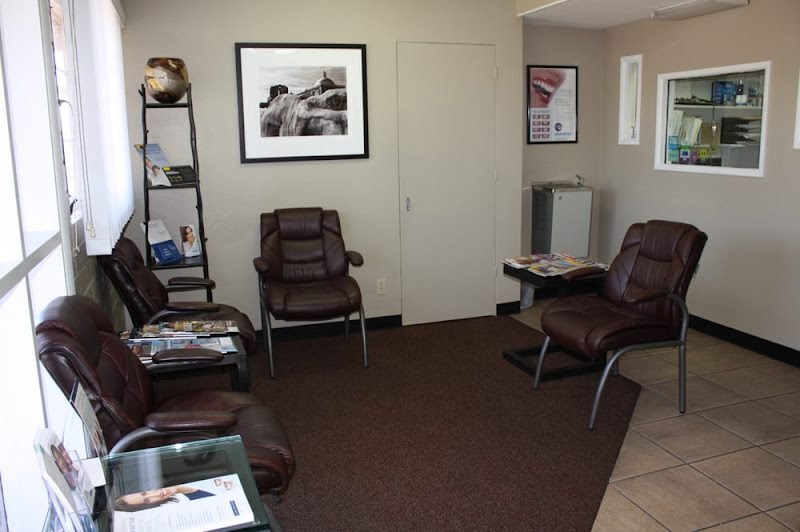 Dr. Melvin M. Dixon, DDS 2
