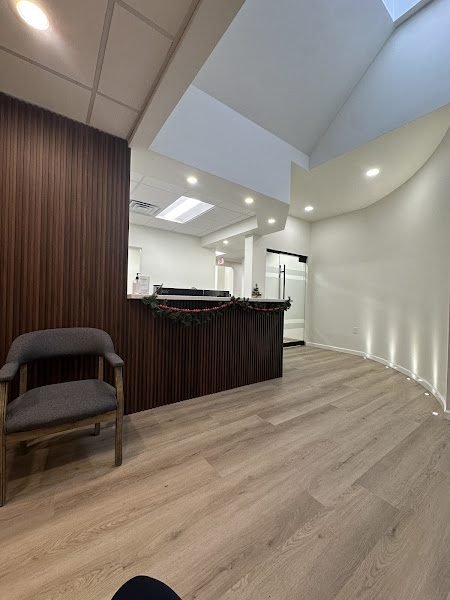 Lakewood Periodontics/ Clifford Thomas DDS 2