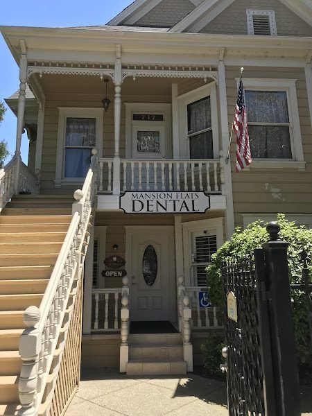 Mansion Flats Dental: Carlos E Bonilla, DMD