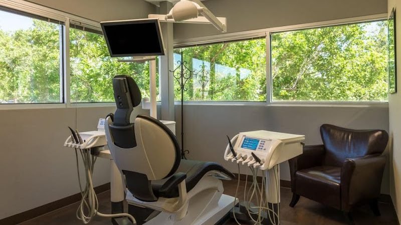 Parkway Dental: Michael D Haight, DDS