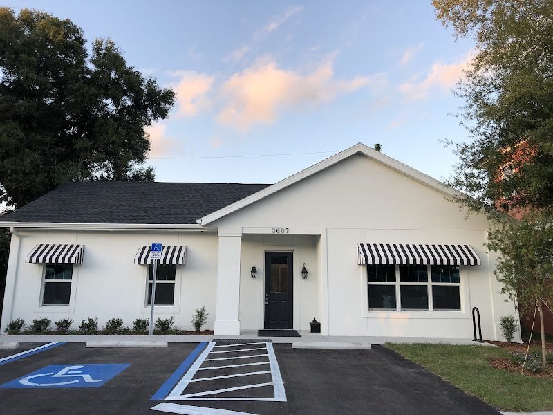 Pearl Dental Dr. Rebecca Downie