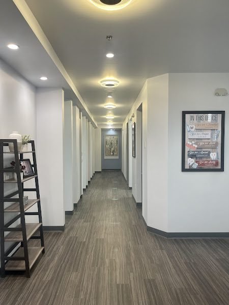 Pearly Smiles Dentistry