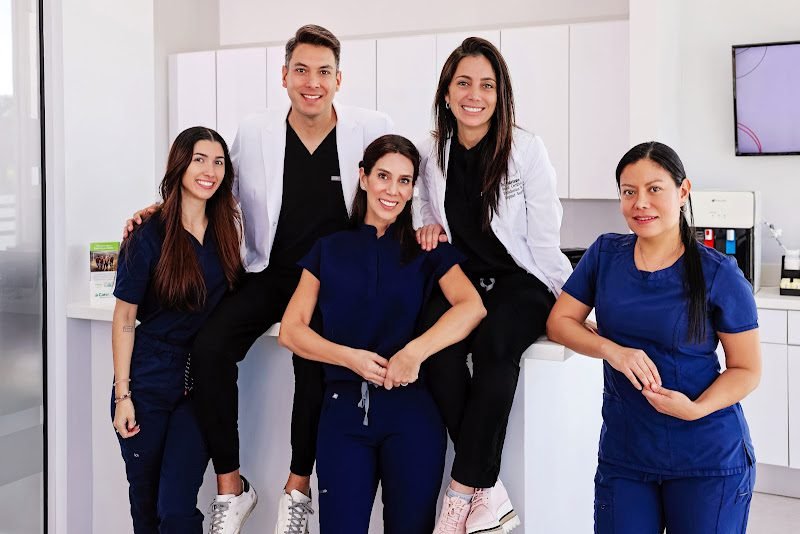 Renova Dental and Implant Center