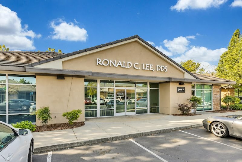 Ronald C. Lee D.D.S. Natomas