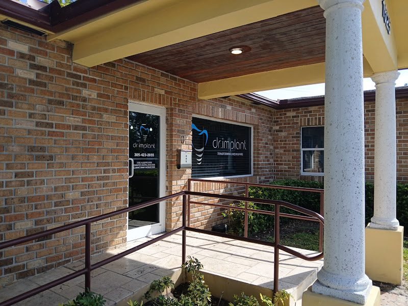 South Florida Periodontics and Dental Implants 4