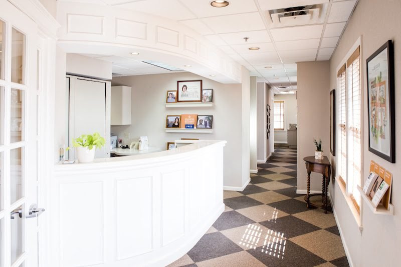 The Brookside Dentist - Hollie Flack DDS