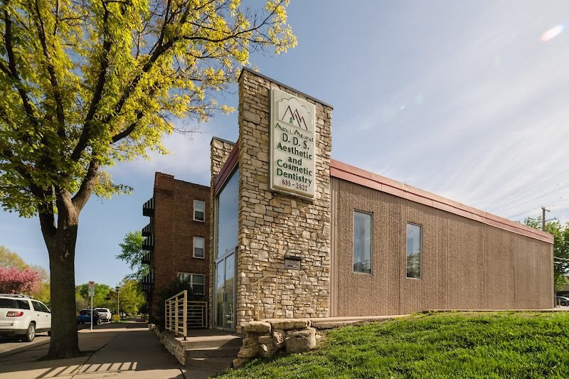 The Minnesota Center for Minimally Invasive Dentistry