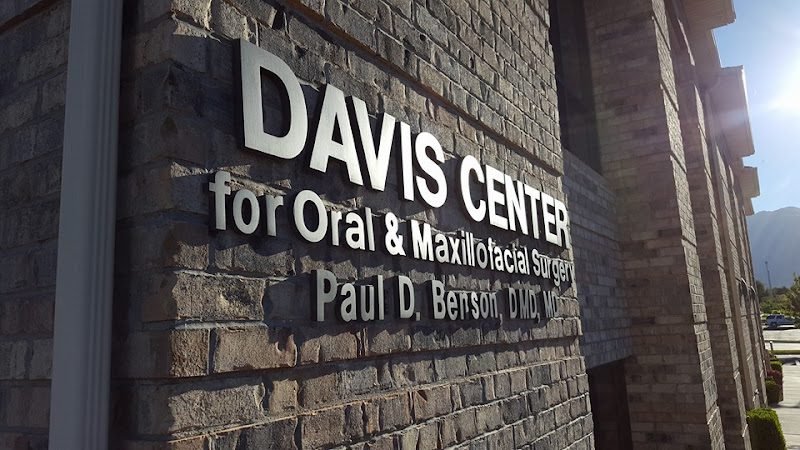 Davis Center For Oral And Maxillo
