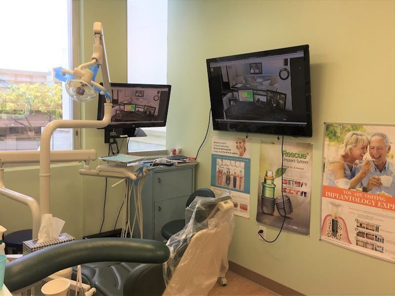 Dr. Kenneth K. Woo, DDS