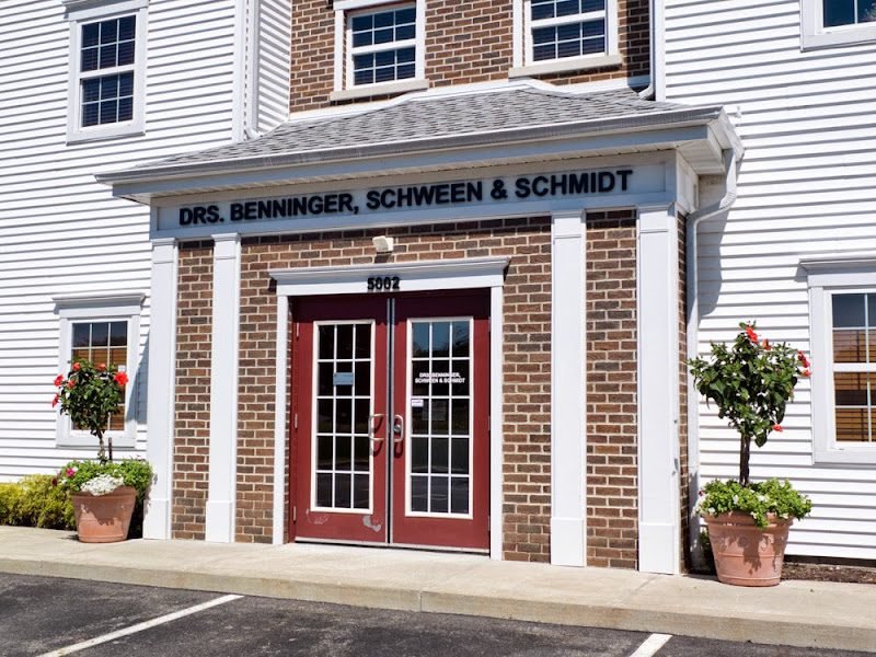 Drs. Schween, Schmidt and Warn - Medina Office