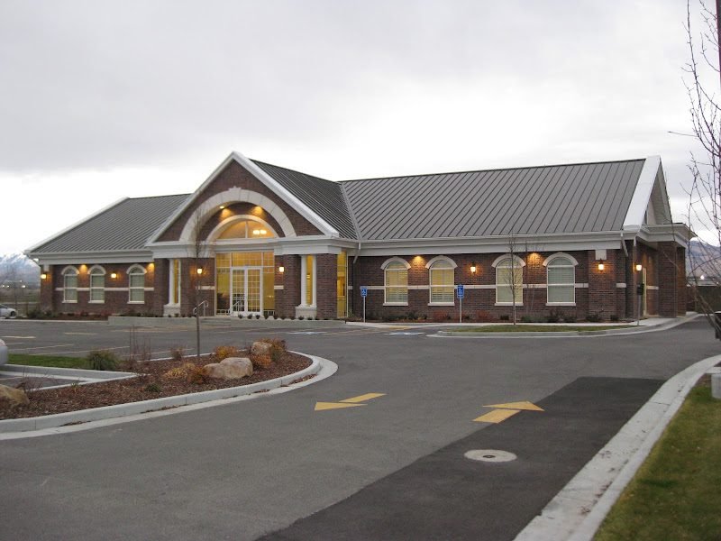 Glen C. Bills Family Orthodontic Specialist- Glen C. Bills, DMD, MS