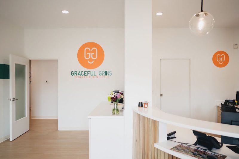 Graceful Grins Pediatric Dentistry