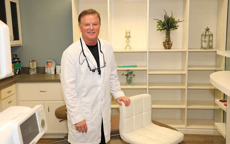 Hamblin Dental Implant & Aesthetic