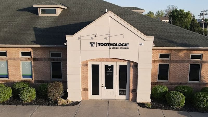Toothologie – A Smile Studio