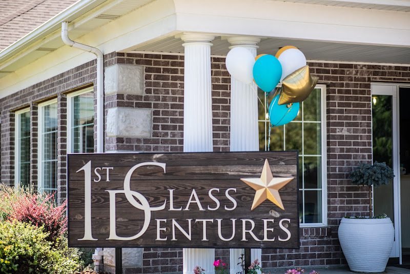 1st Class Dentures LLC