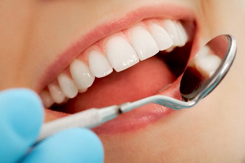 Edwards Lake Dental: Lange Andrew J DMD