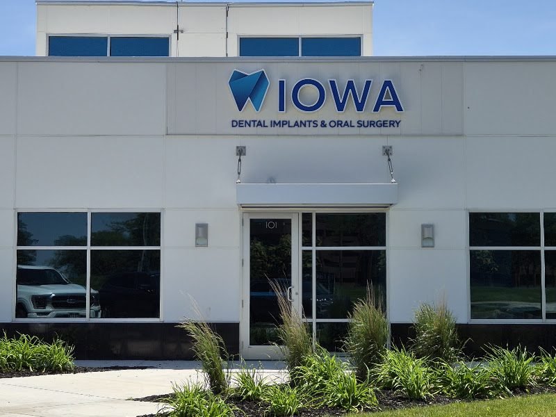Iowa Dental Implants & Oral Surgery