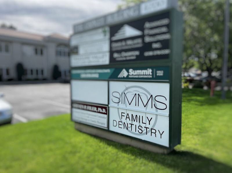 Michael Simms, DDS