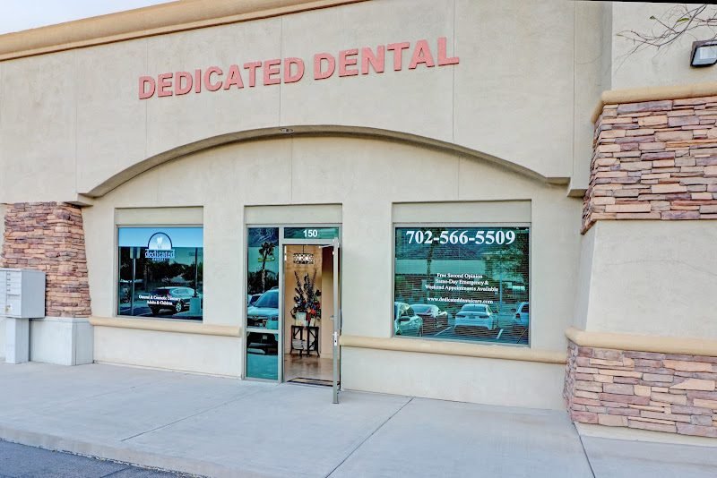 Dedicated Dental: Dr. Dung Bui