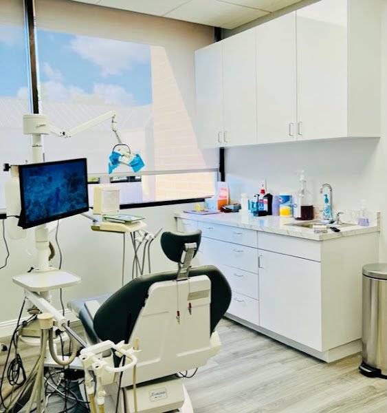 Woodbridge Dentistry / Ann Nguyen, DDS